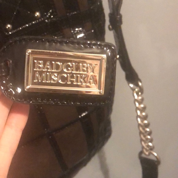 Beautiful Brown/ Black Badgely Mischka Bag - Picture 2 of 3